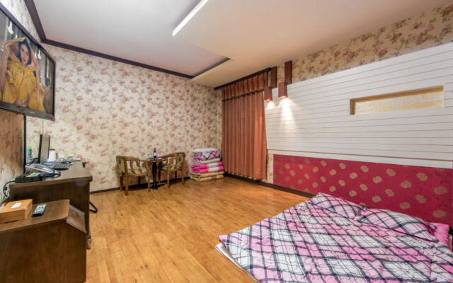 Xi Motel