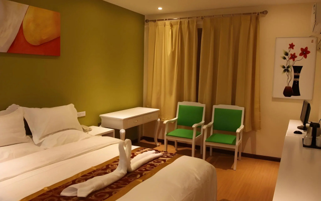 Shell Hotel Zhoukou Jiaotong Zhong Road Bus Center Station – Guest Rooms – Zhoukou