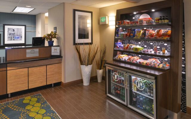 Hampton Inn Portland East