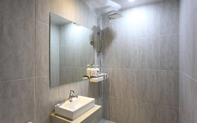 Cello Hotel