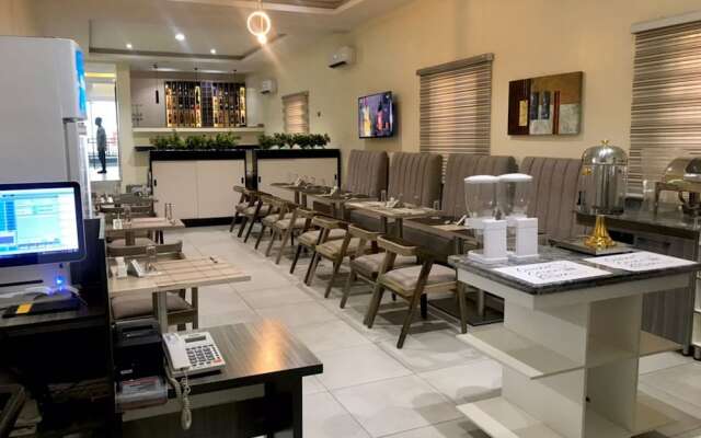 Eleventh House Hotel & Suites Ibadan