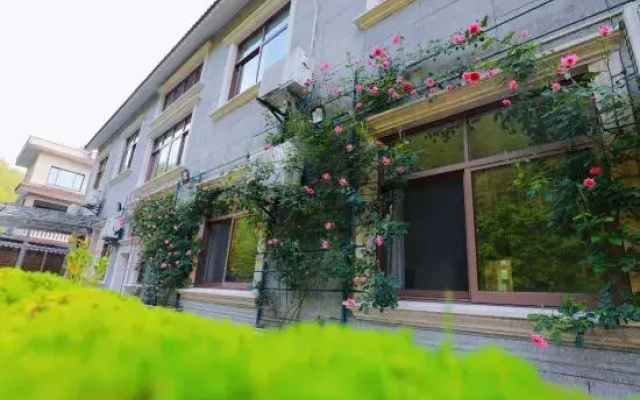 Yuyao wangshanju Inn