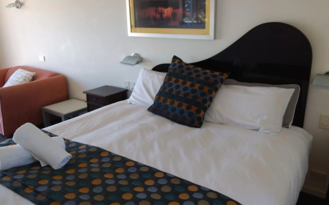 Diamond Island Resort & Penguin viewing