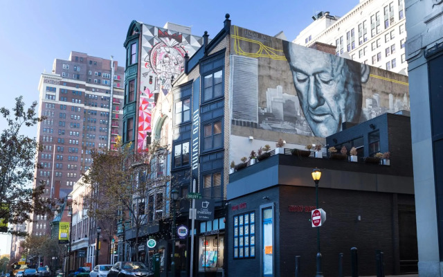The Windsor Suites