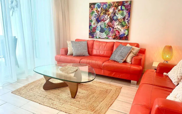 Breeze Beachfront Apartment no 9