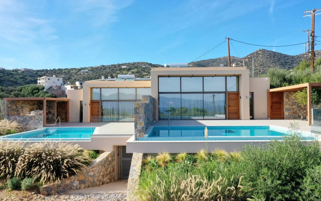 Mirabella Hills