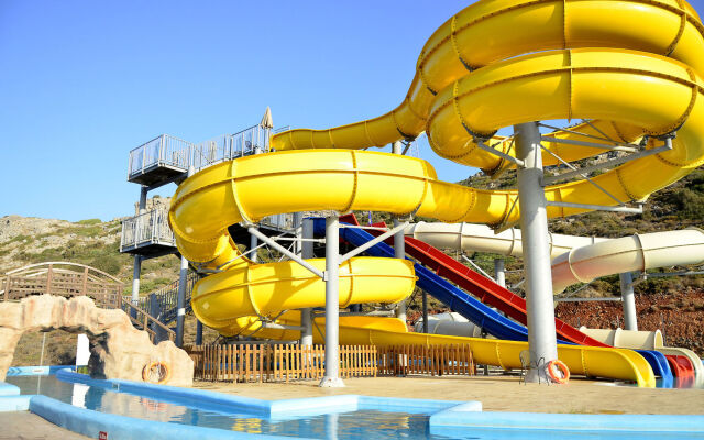 smartline The Village Resort & Waterpark