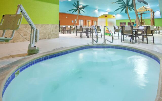 Holiday Inn Express Fremont by IHG