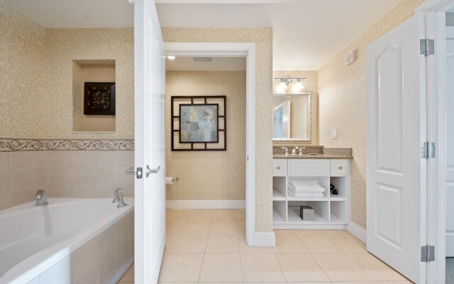 Rvh_327r The Grande 2 Bedroom Condo