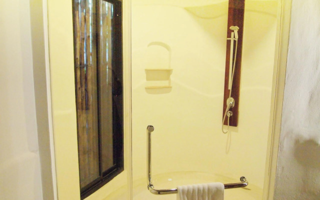 Boribot Pool Resort
