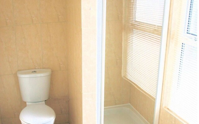 Pengilley Guest House