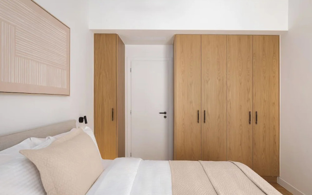 Kolonaki Athena Residence by Fineline