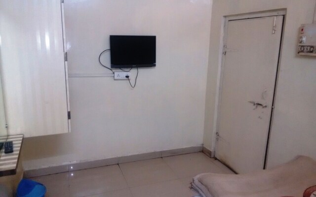 Hotel Aradhana Lodging
