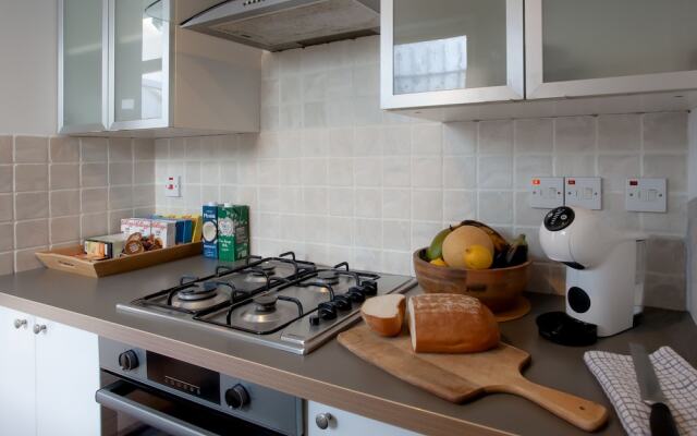 3 bed House Camberwell With Private Garden