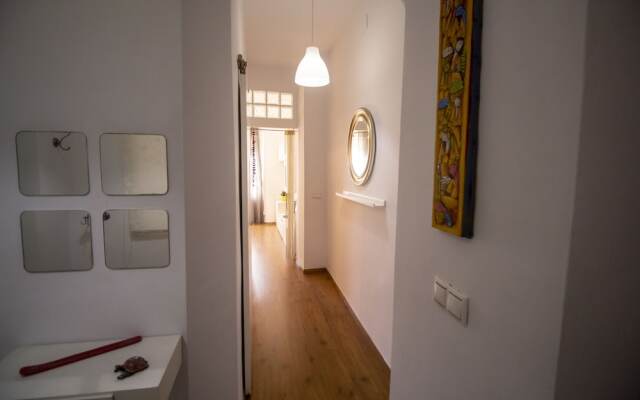 SimplyHosted El Balcon del Ayuntamiento