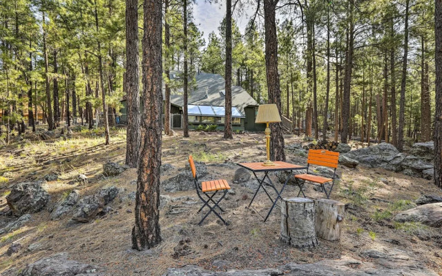 Woodsy Flagstaff Hideaway w/ Deck + Sunroom!