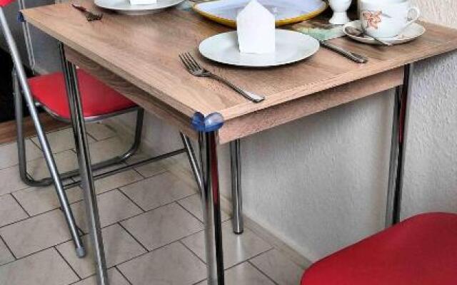 Komfort Ferienwohnungen Zwenkauer See