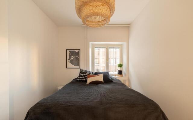 ULEABO New, Light and Roomy 61m² Apartment With Sauna!