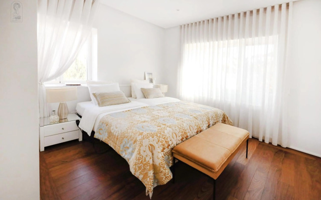 Santa Joana Residence with Garden and heated pool