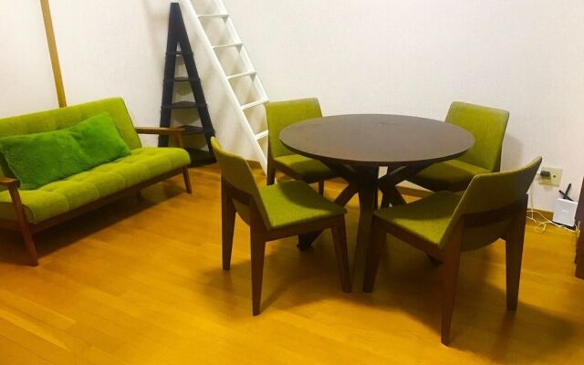 Local Nakasu Apartment