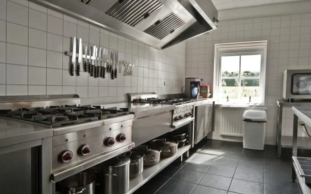 Group Accommodation 50 m From the Oosterschelde
