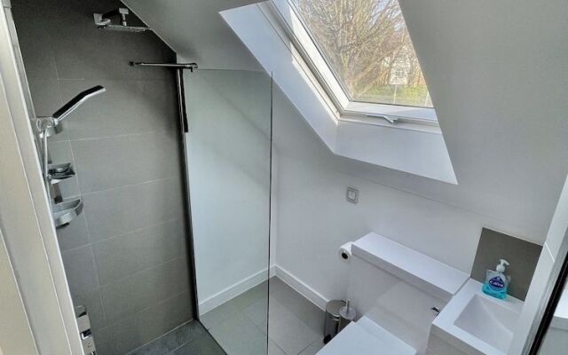 Four Corners Holiday Home with Hot Tub & Sauna