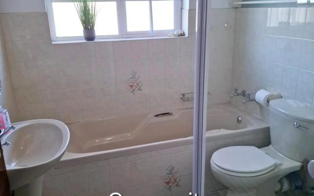 Mond Kleine Guest House