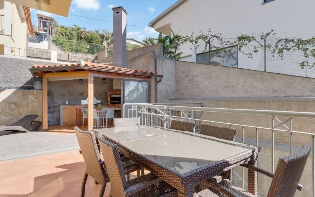 Casa Amarela