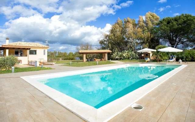 Alghero, Villa Annetta with swimming pool for 10 people