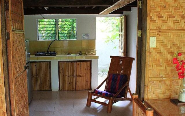 Alumbung Tropical Living