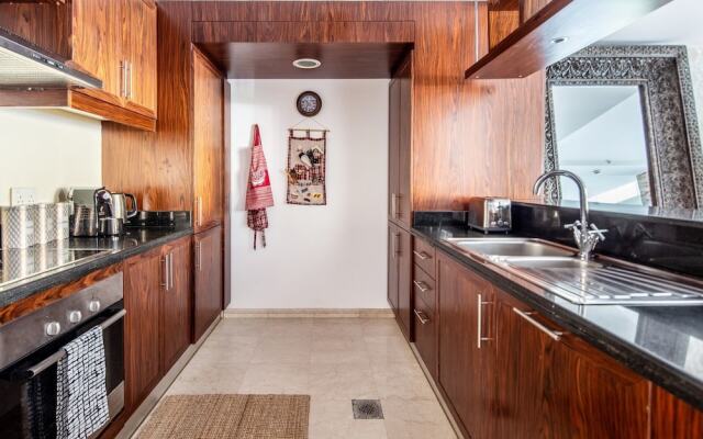 Spectacular 2BR in Upscale Burj Khalifa District