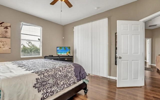 2612tf 5 Bedroom Home by Redawning