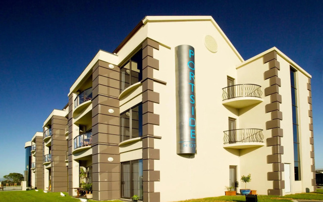 Portside Hotel