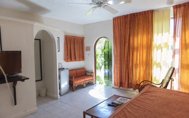 Villablanca Garden Beach Hotel