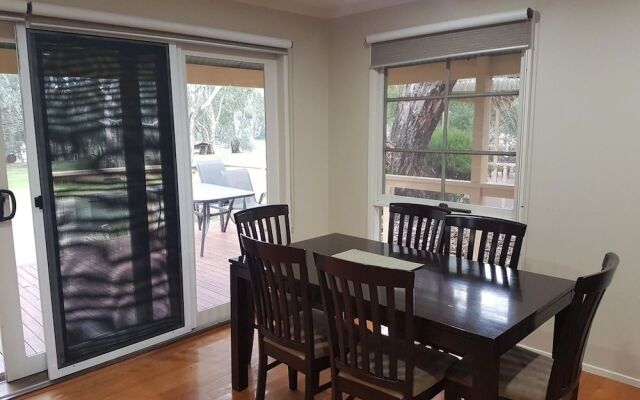 Winbi River Resort Holiday Rentals