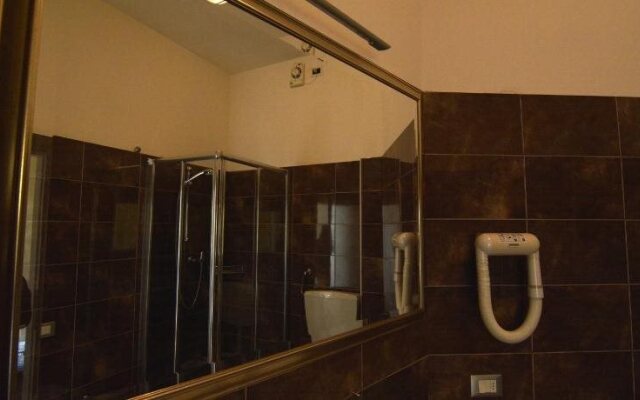 Hotel Orly