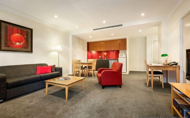 Melbourne South Yarra Central Apartment Hotel