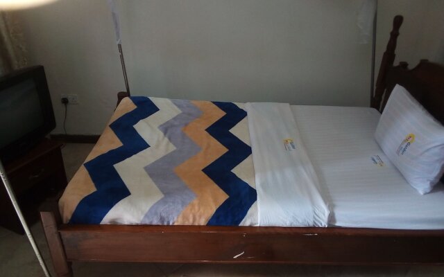 Golden Peace Hotel