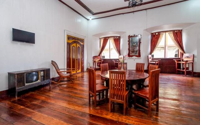 ZEN Rooms Calle Crisologo Vigan