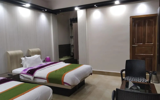 Ziro Palace Inn