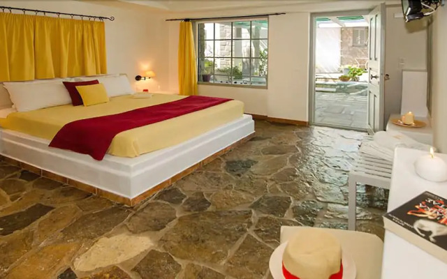 Villa Mina Apartments