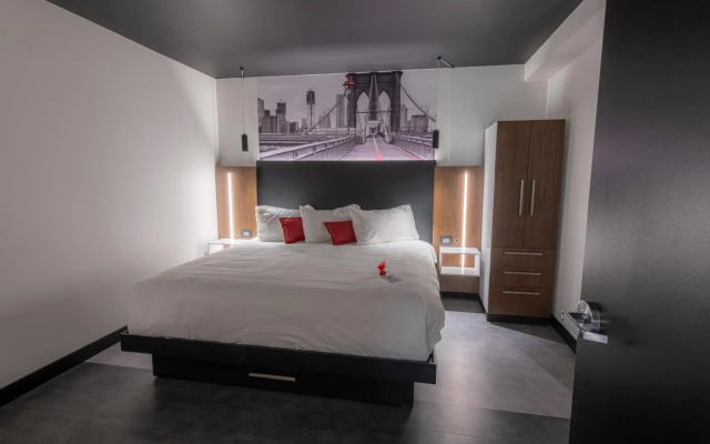 Grand Times Hotel Quebec City Airport