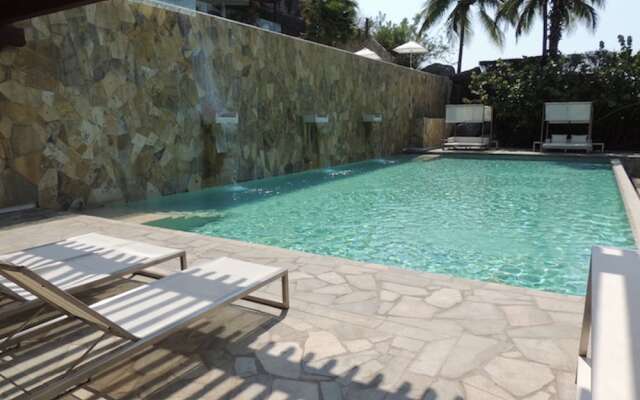 Unlimited Luxury ARENA Condo