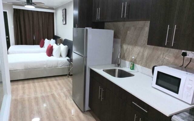 Myah's Luxury Suites Hotel