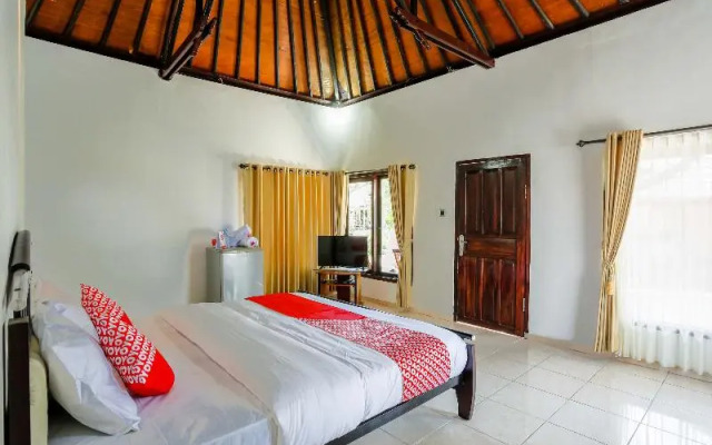 OYO 1651 Purnama Beach Hotel