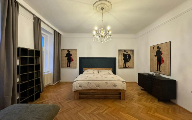Atelier Lomani