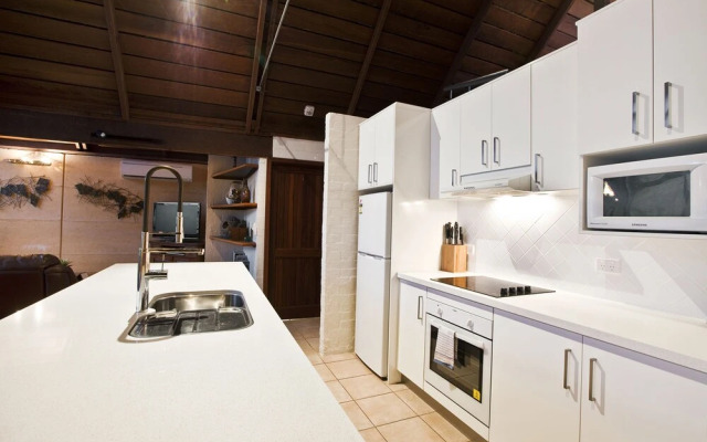 Whalers Cove Villas