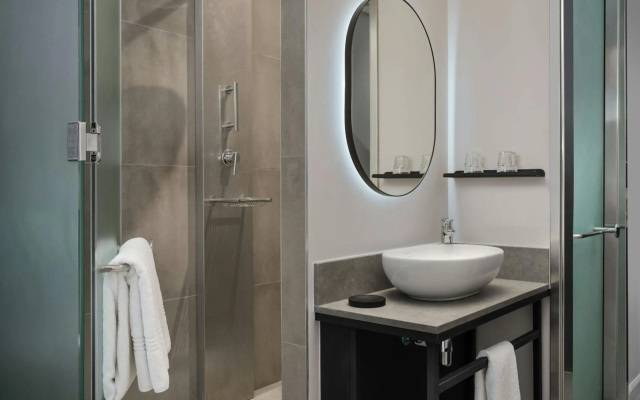 Protea  Fire & Ice by Marriott Cape Town