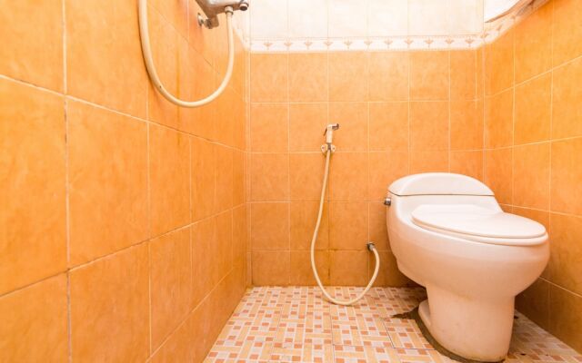 Hotel Laksana Inn by OYO Rooms