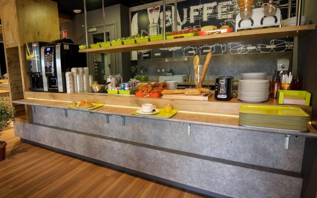 ibis budget Saint Martin de Crau Porte de Camargue